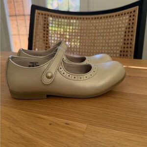 FootMates Gold Mary Jane Dress Shoes